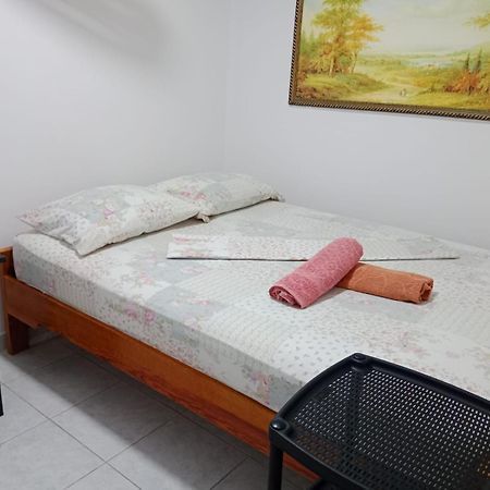 Sunny Beach Apartments San Andrés Esterno foto